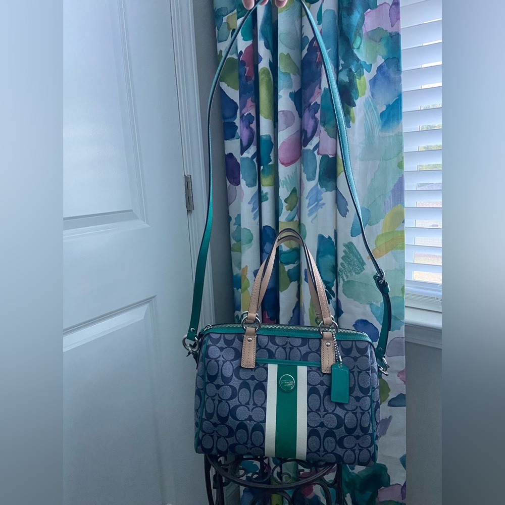 COACH EUC Monogram Shoulder Bag / Purse